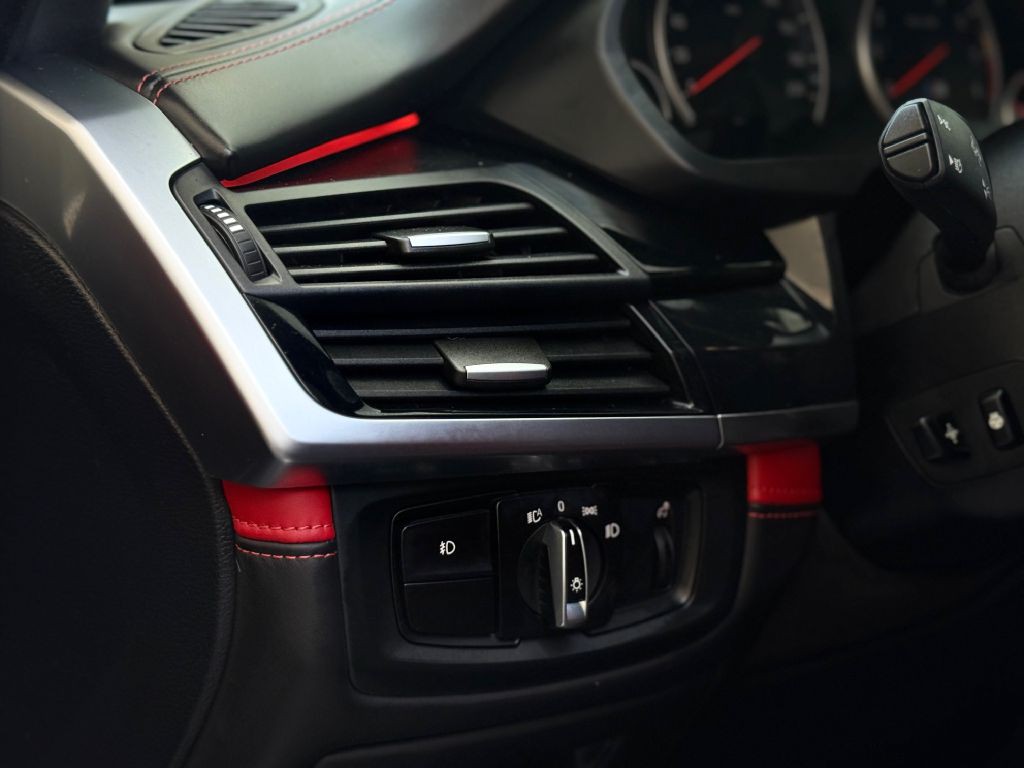 2018 BMW X5 Image 18