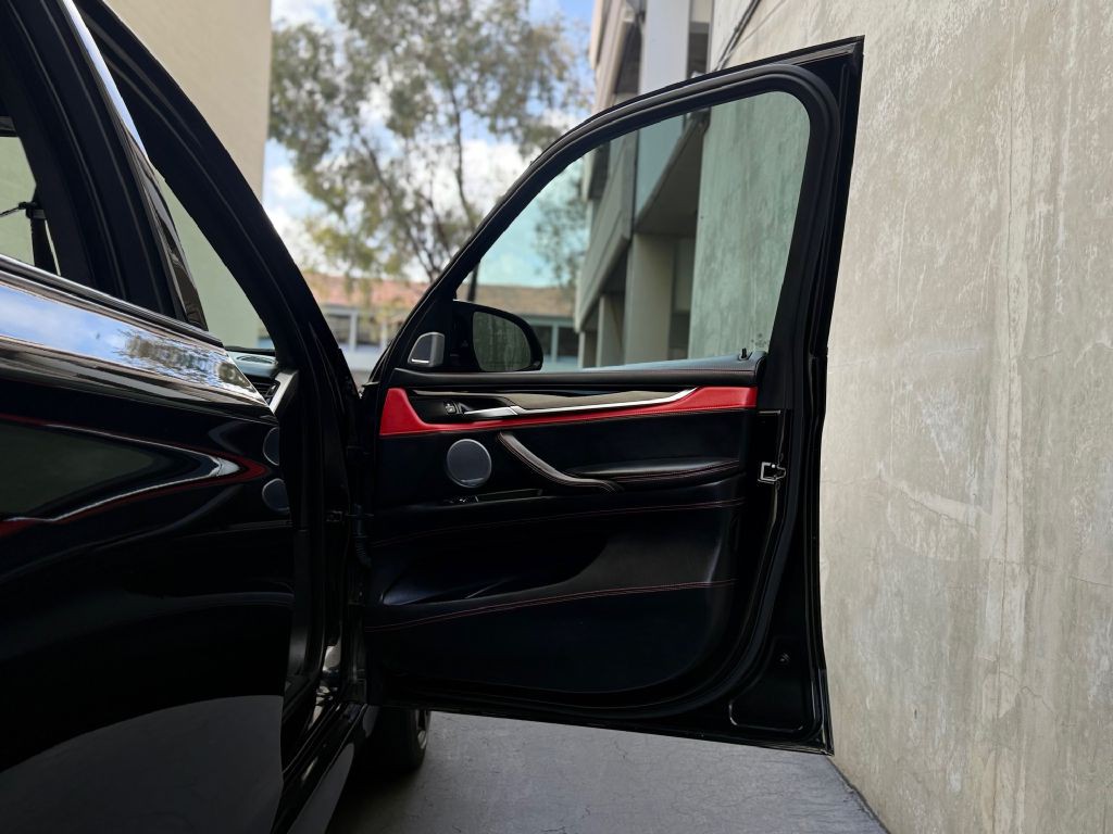 2018 BMW X5 Image 35