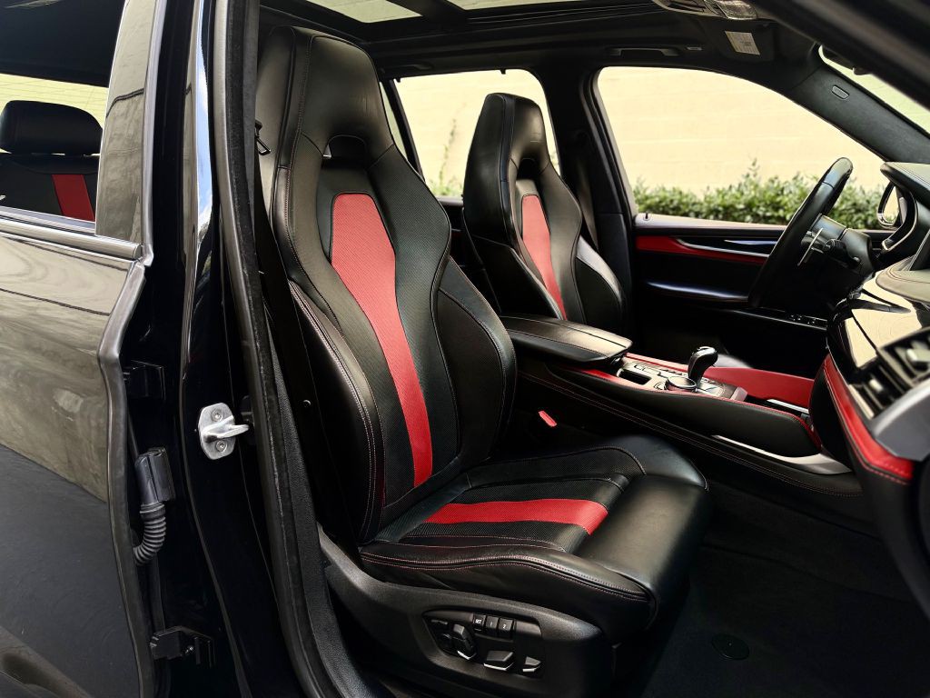 2018 BMW X5 Image 38