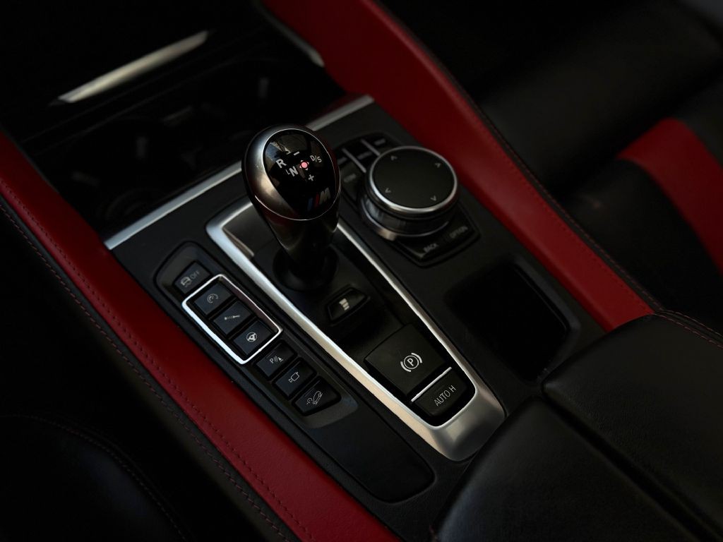 2018 BMW X5 Image 47