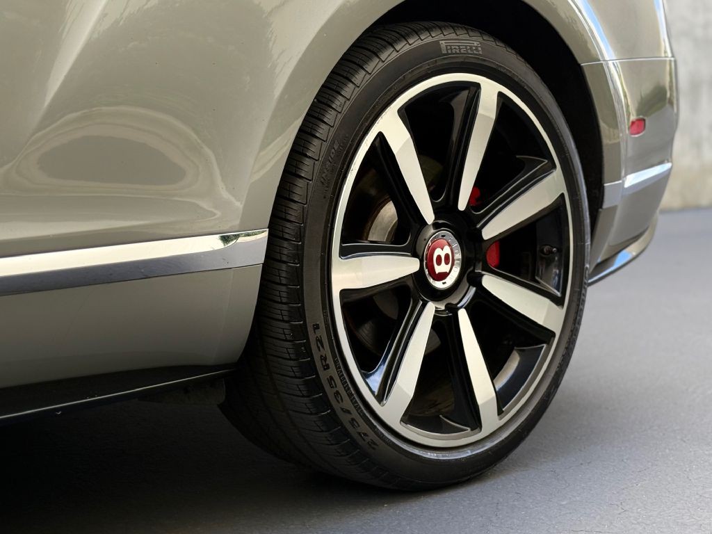 2015 Bentley Continental Image 14