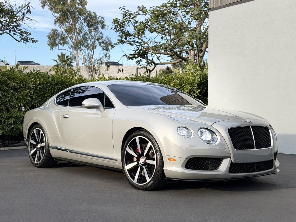 2015 Bentley Continental Image 2