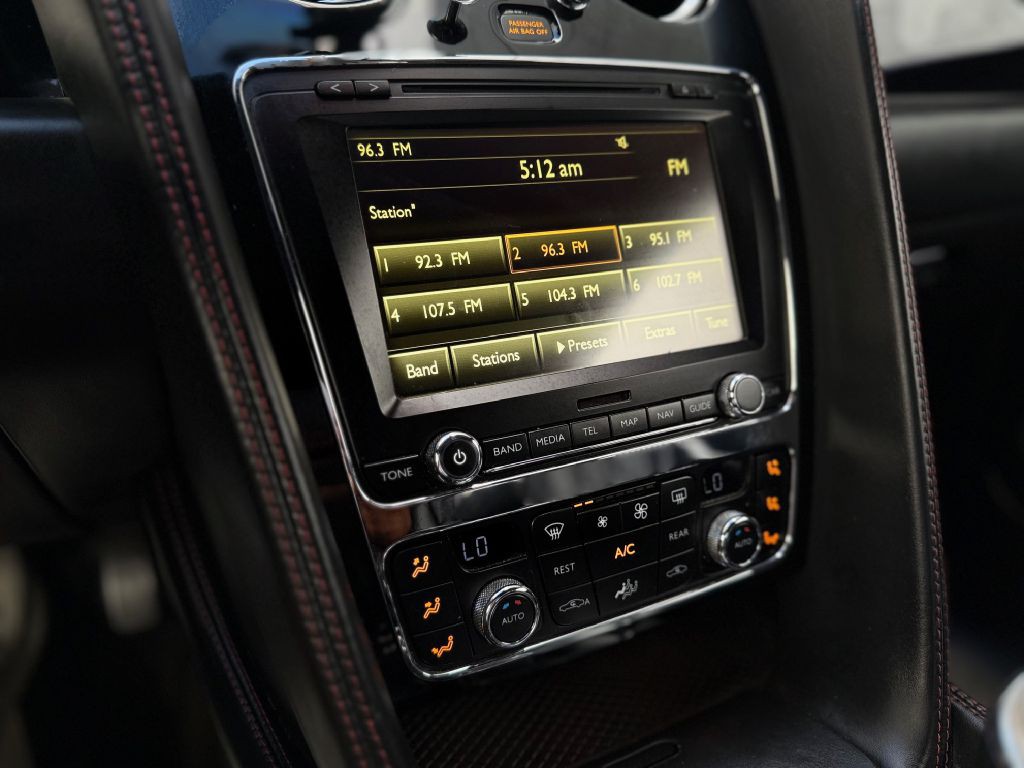 2015 Bentley Continental Image 28