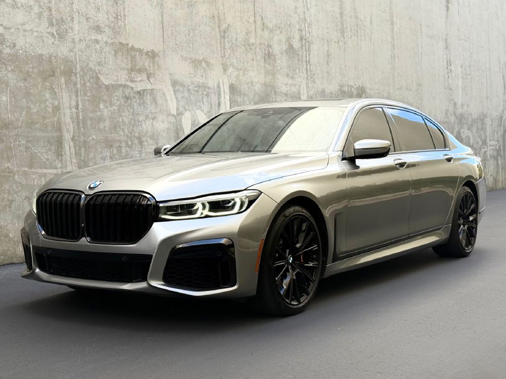 2021 BMW 7 Series Image 1