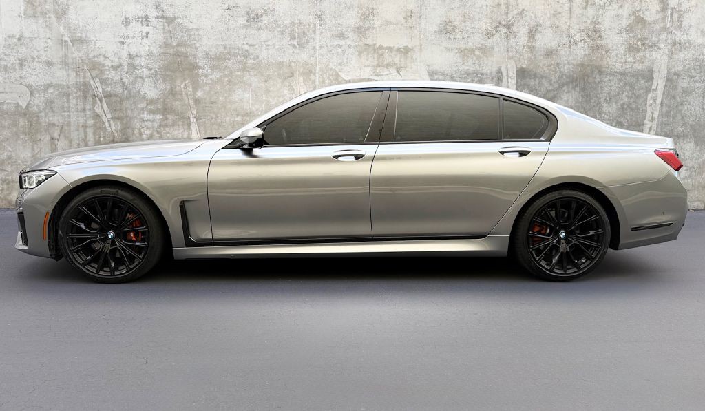 2021 BMW 7 Series Image 6