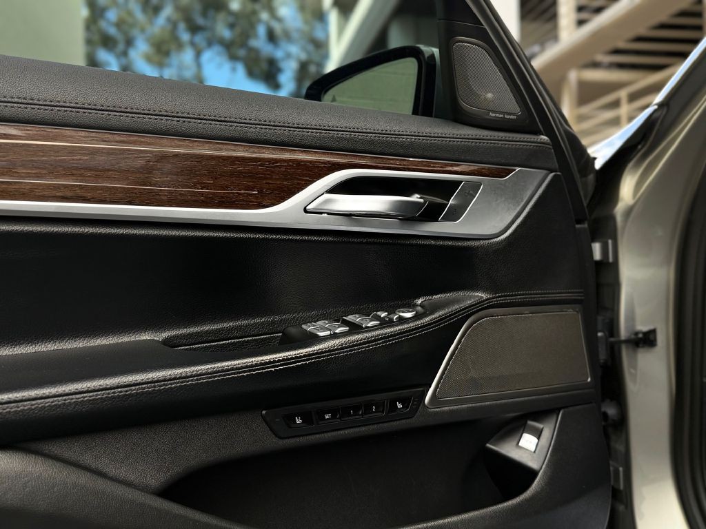 2021 BMW 7 Series Image 20