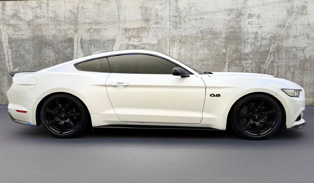 2016 Ford Mustang Image 9