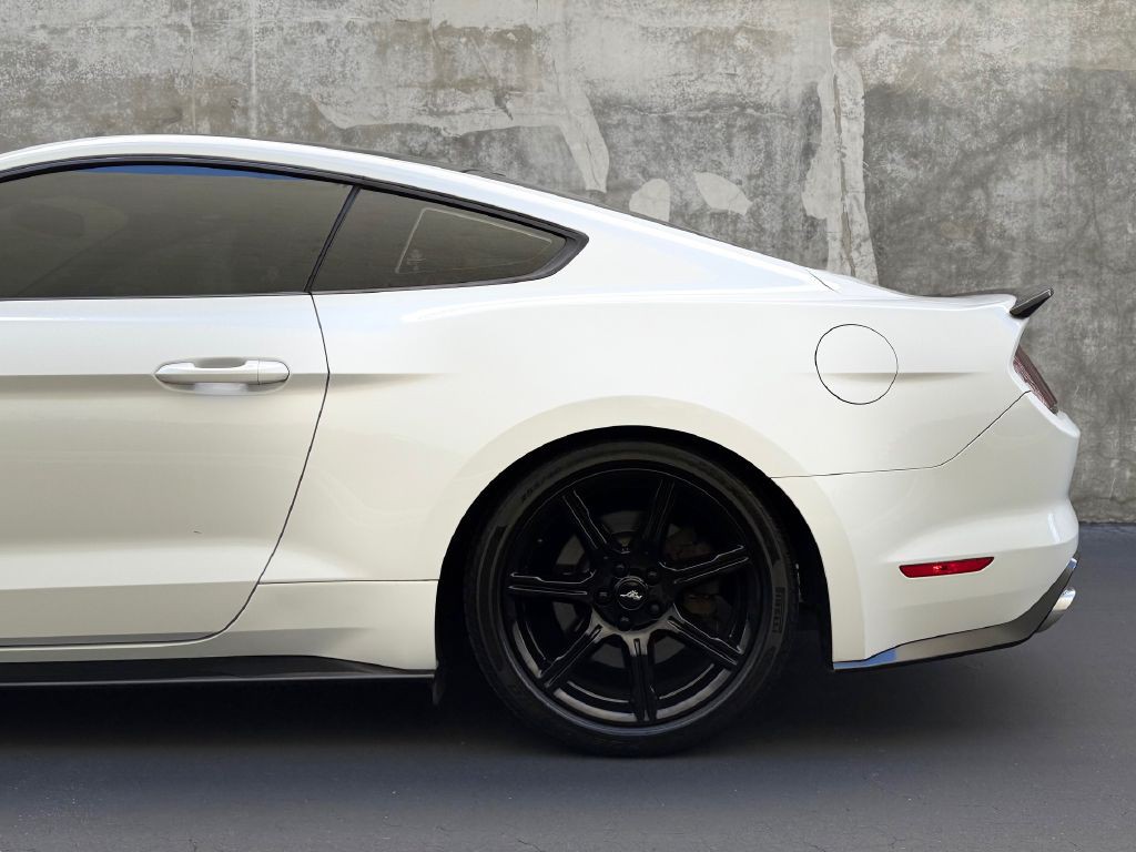 2016 Ford Mustang Image 11