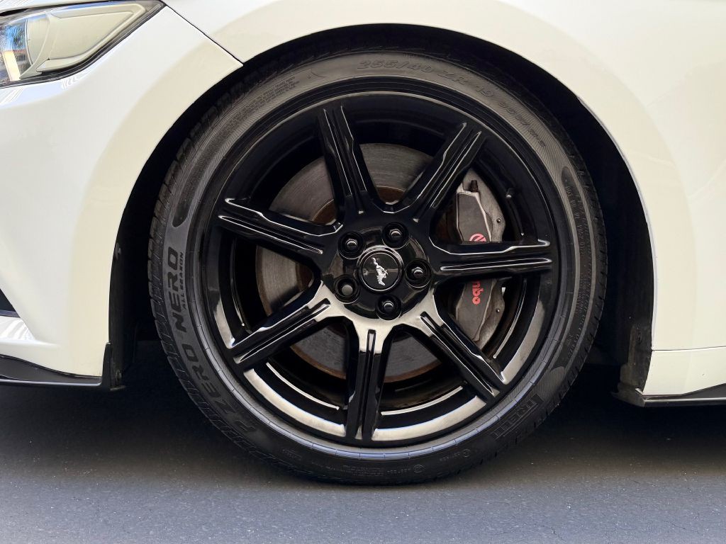 2016 Ford Mustang Image 12