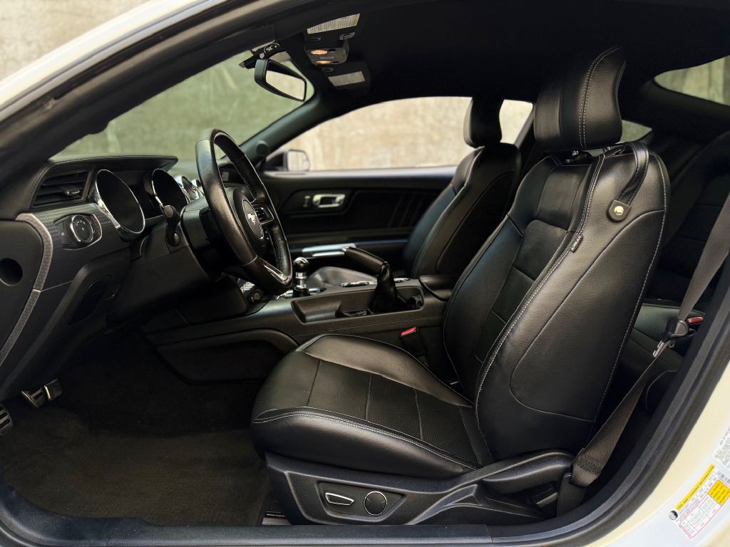 2016 Ford Mustang Image 23