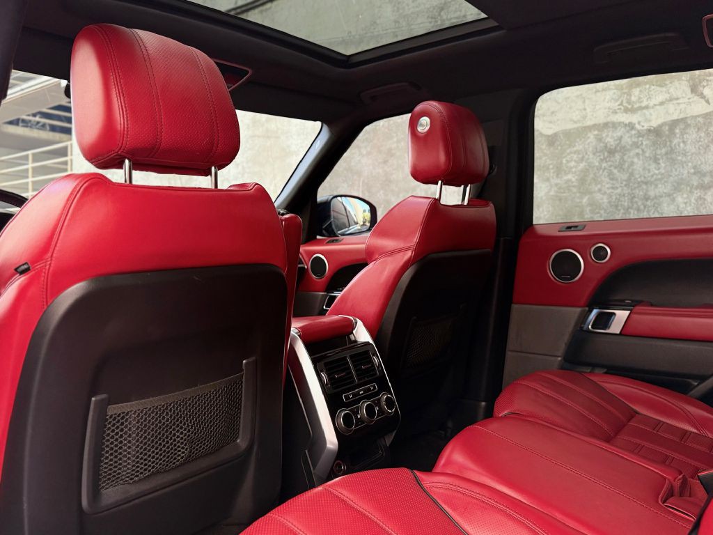2014 Land Rover Range Rover Sport Image 24
