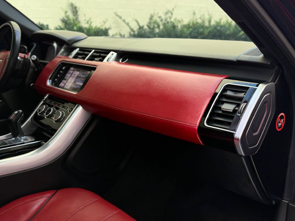 2014 Land Rover Range Rover Sport Image 29