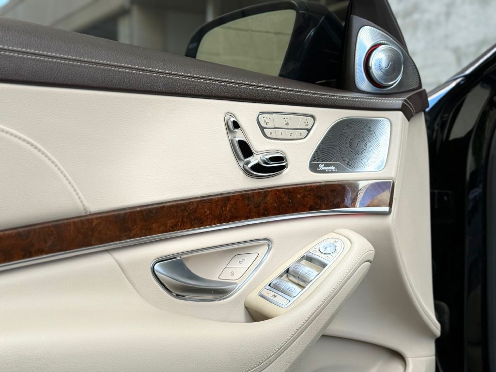 2015 Mercedes-Benz S-Class Image 16