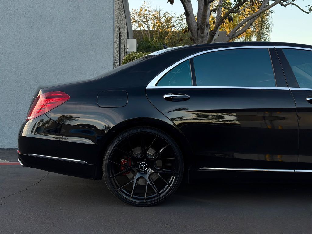 2015 Mercedes-Benz S-Class Image 12
