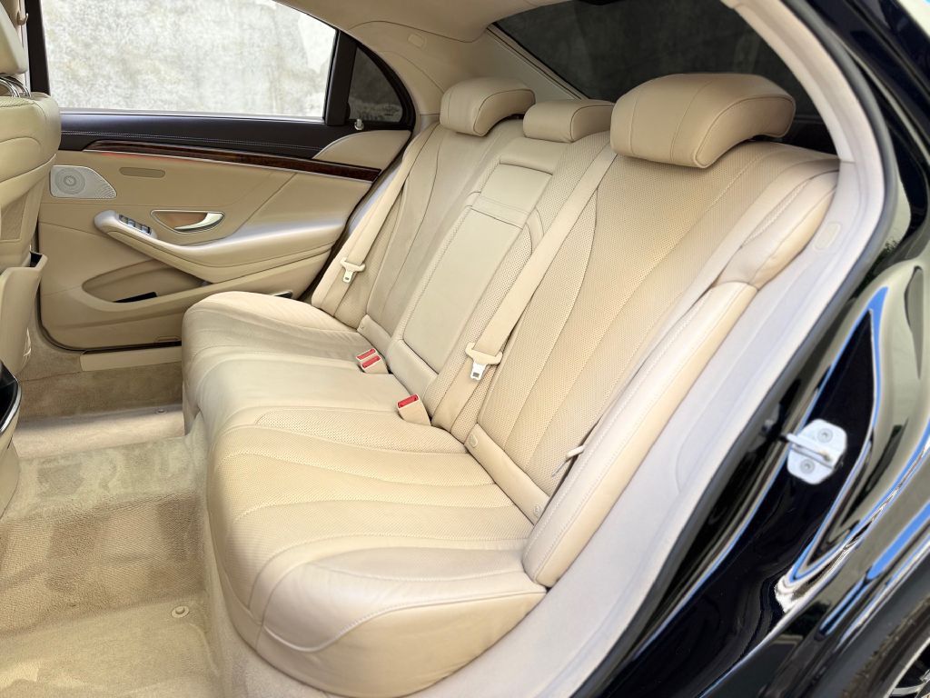 2015 Mercedes-Benz S-Class Image 27