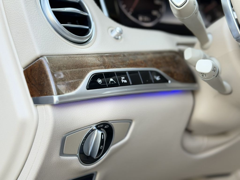 2015 Mercedes-Benz S-Class Image 16