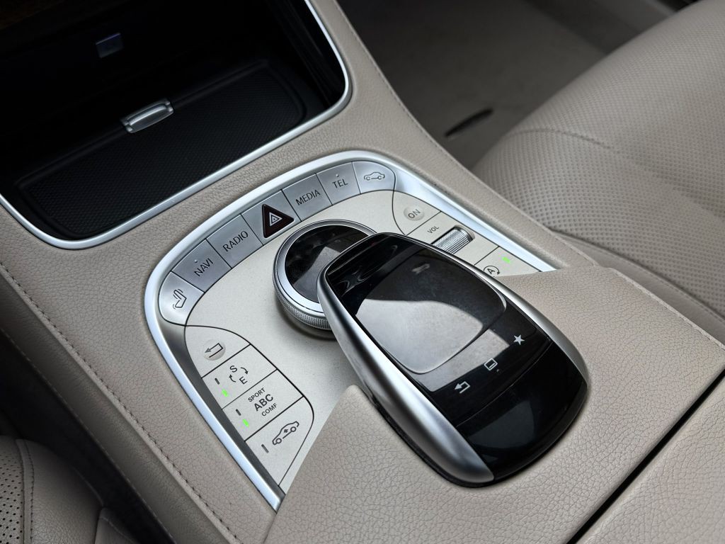 2015 Mercedes-Benz S-Class Image 28