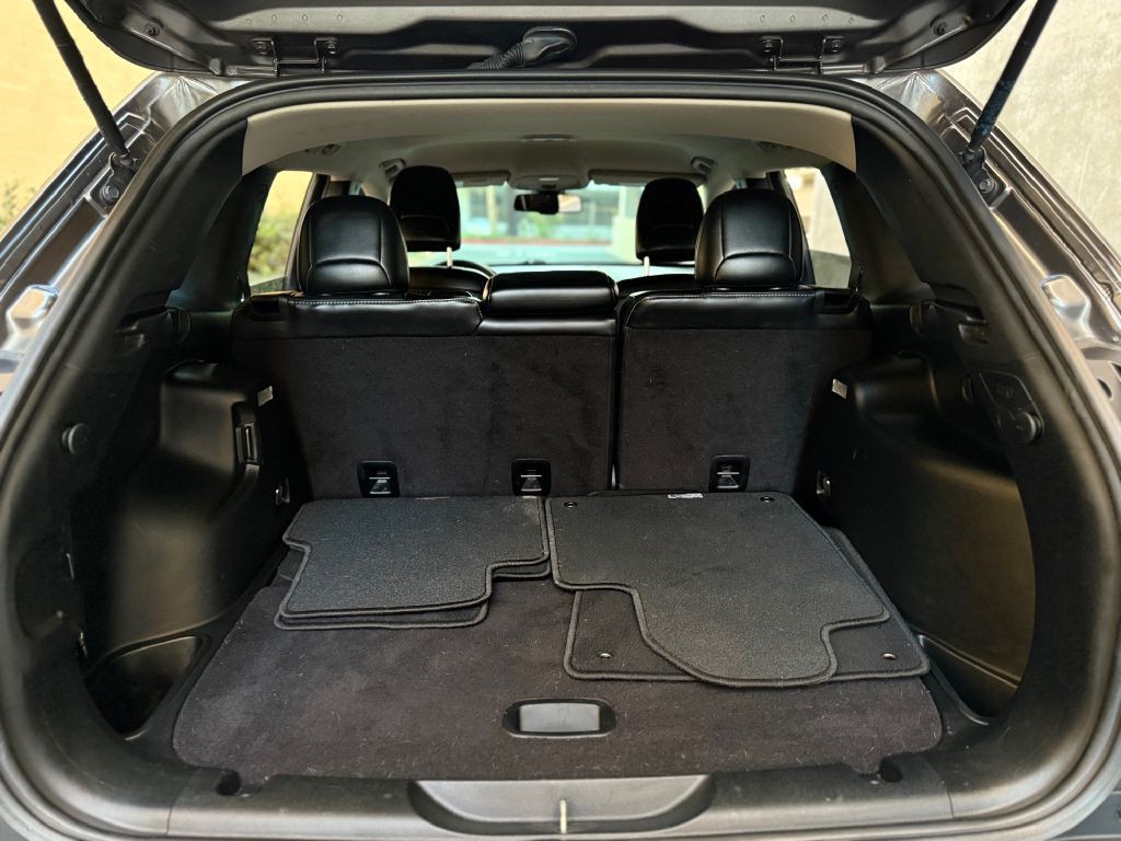 2016 Jeep Cherokee Image 19