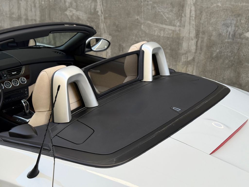 2013 BMW Z4 Image 21