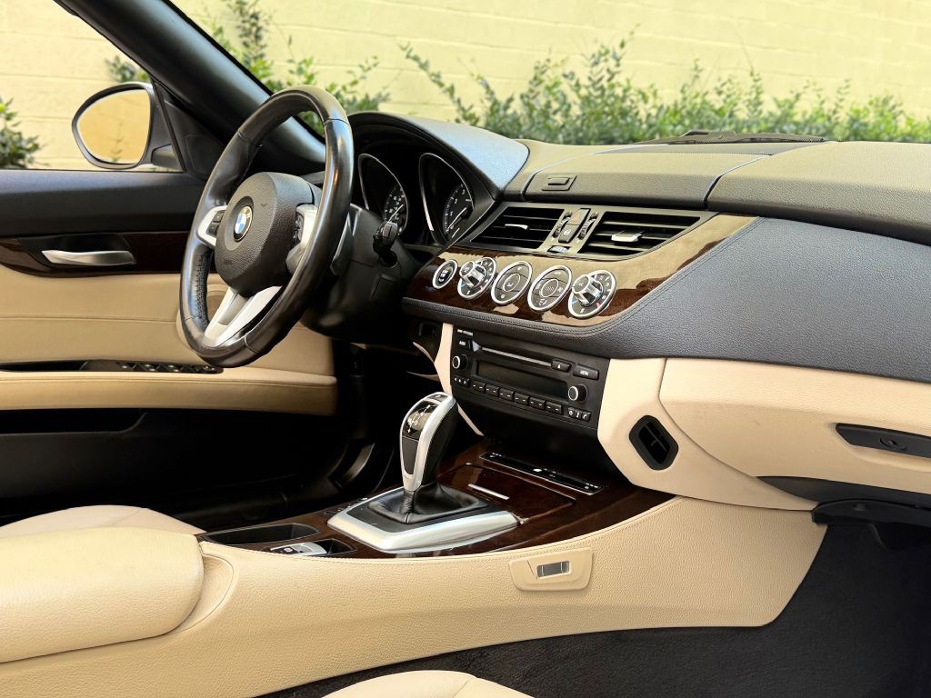 2013 BMW Z4 Image 31