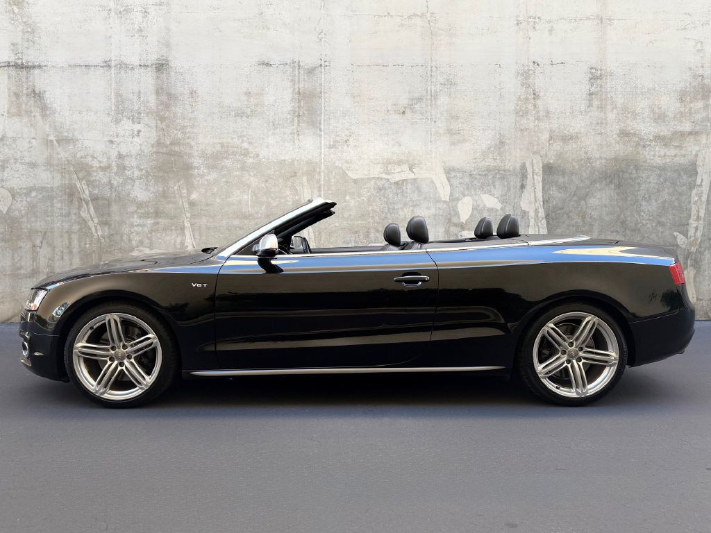 2010 Audi S5 Image 5