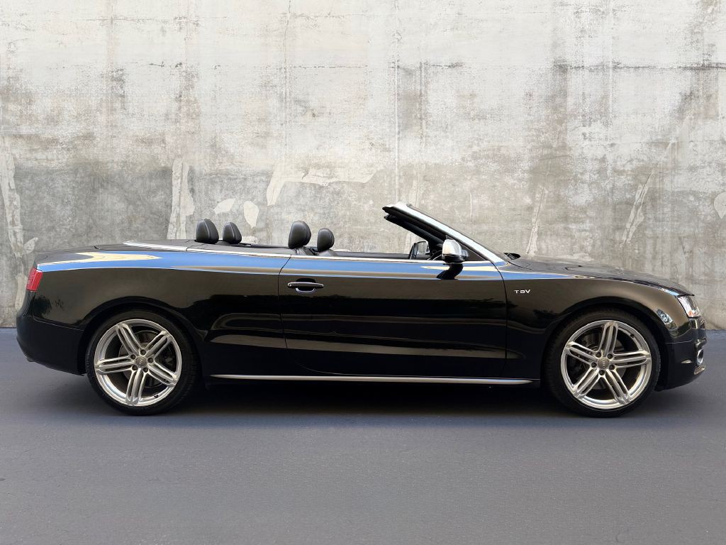2010 Audi S5 Image 6