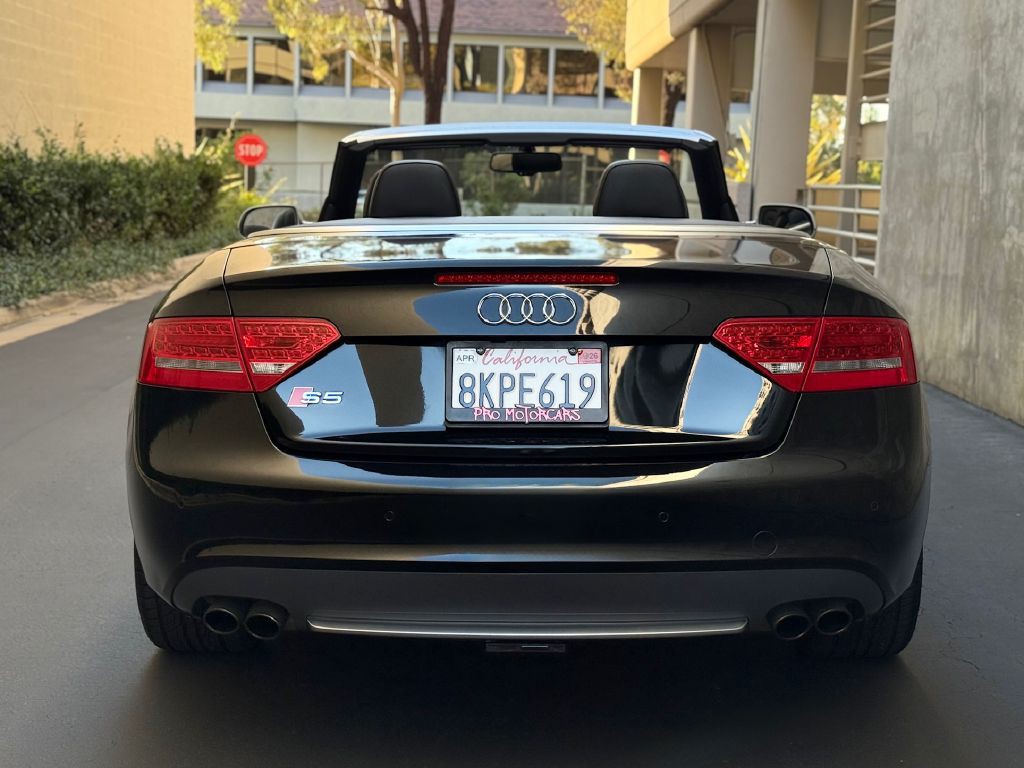 2010 Audi S5 Image 11
