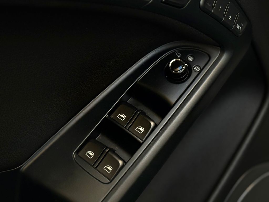 2010 Audi S5 Image 21