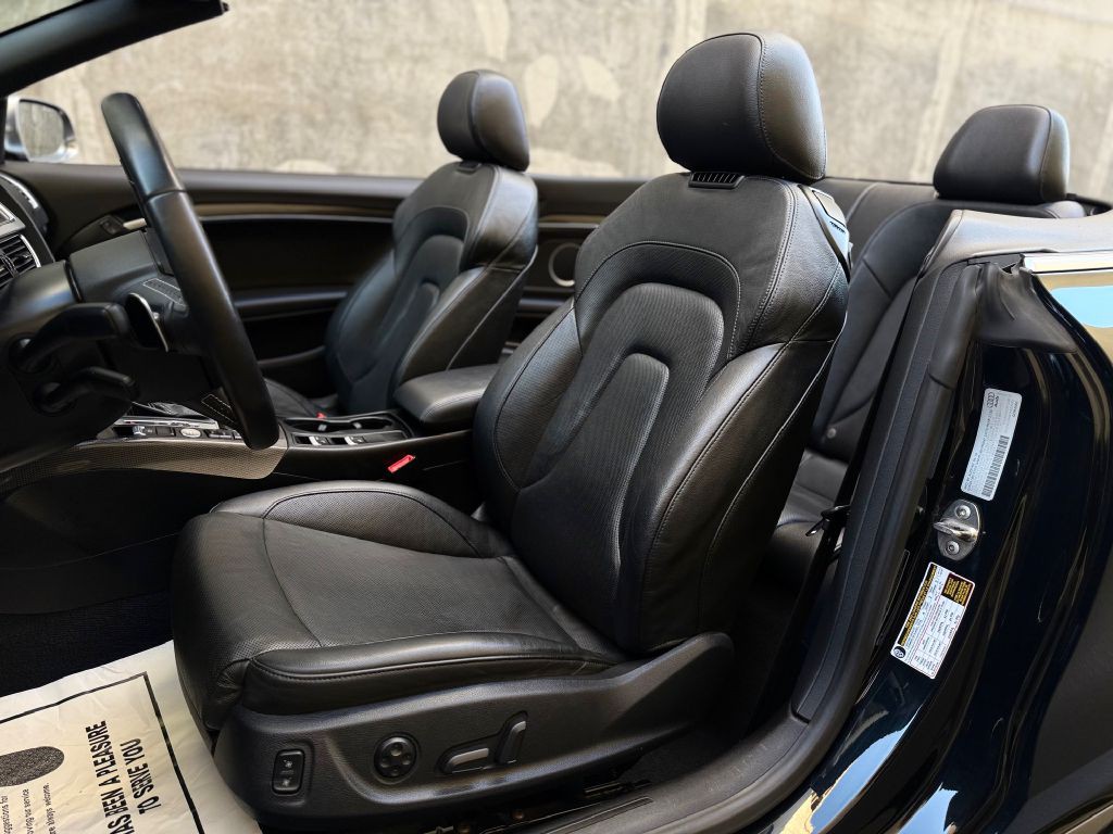 2010 Audi S5 Image 24