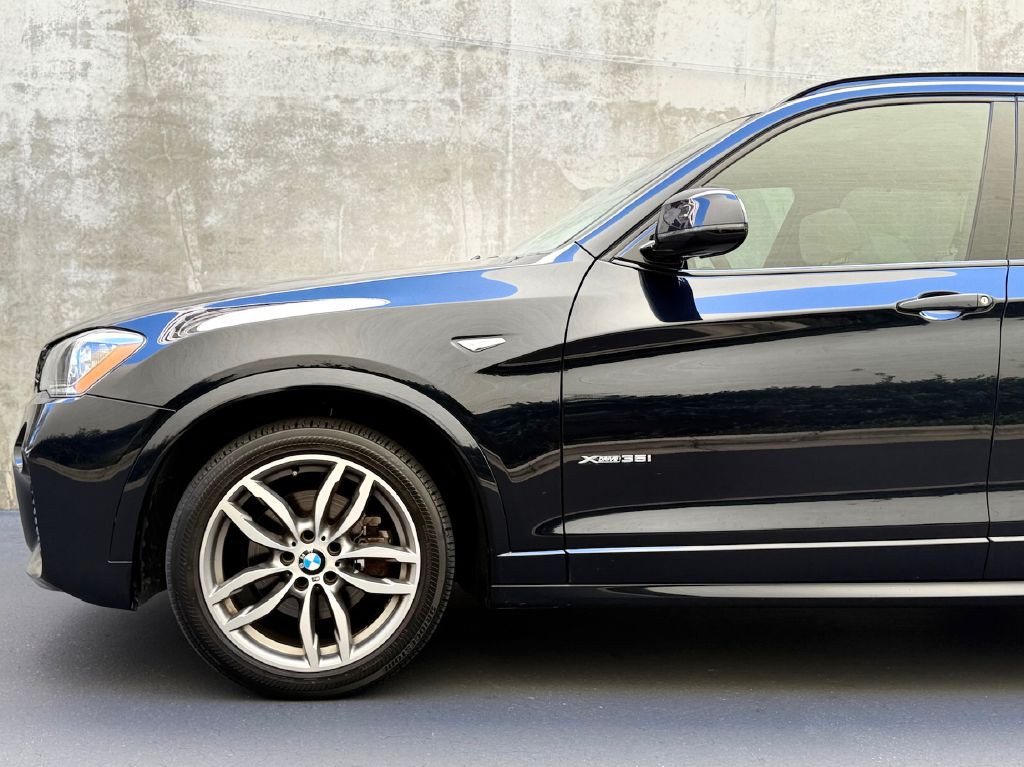 2017 BMW X3 Image 9
