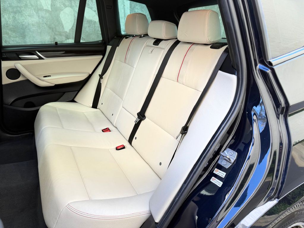 2017 BMW X3 Image 25