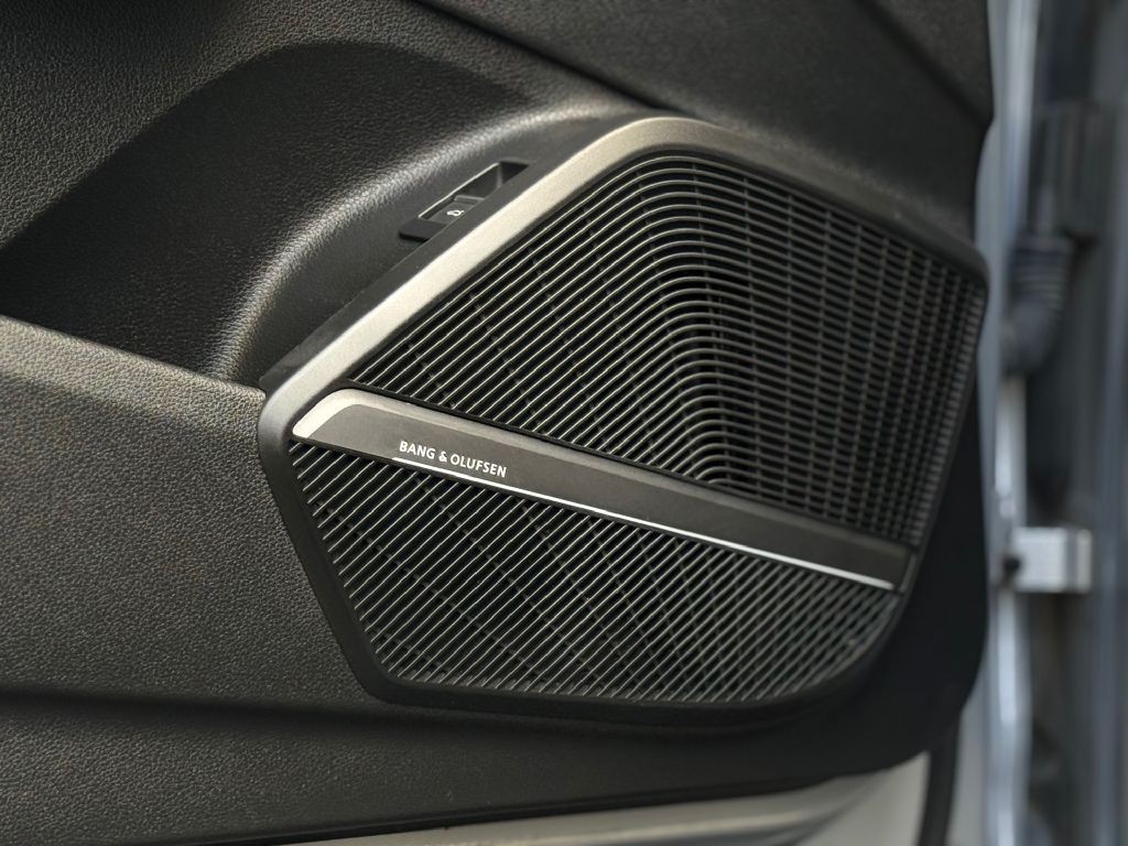 2019 Audi Q5 Image 16