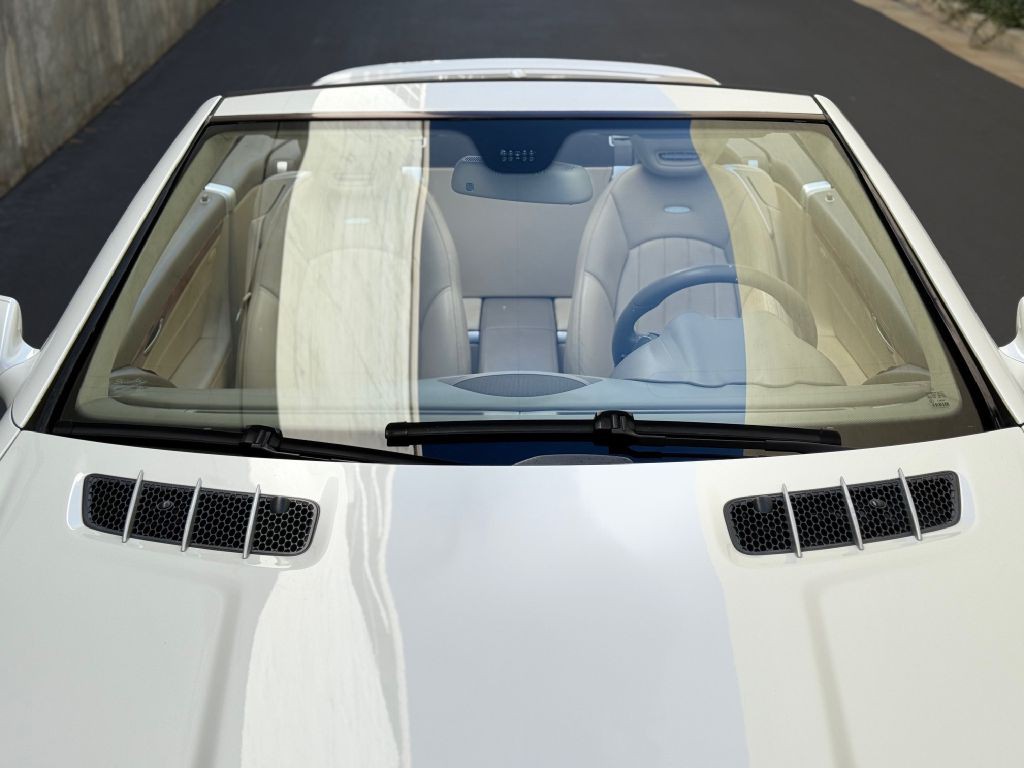 2011 Mercedes-Benz SL-Class Image 9