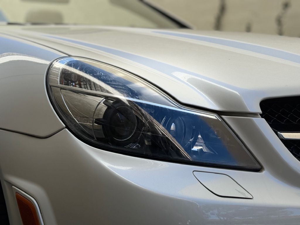2011 Mercedes-Benz SL-Class Image 12