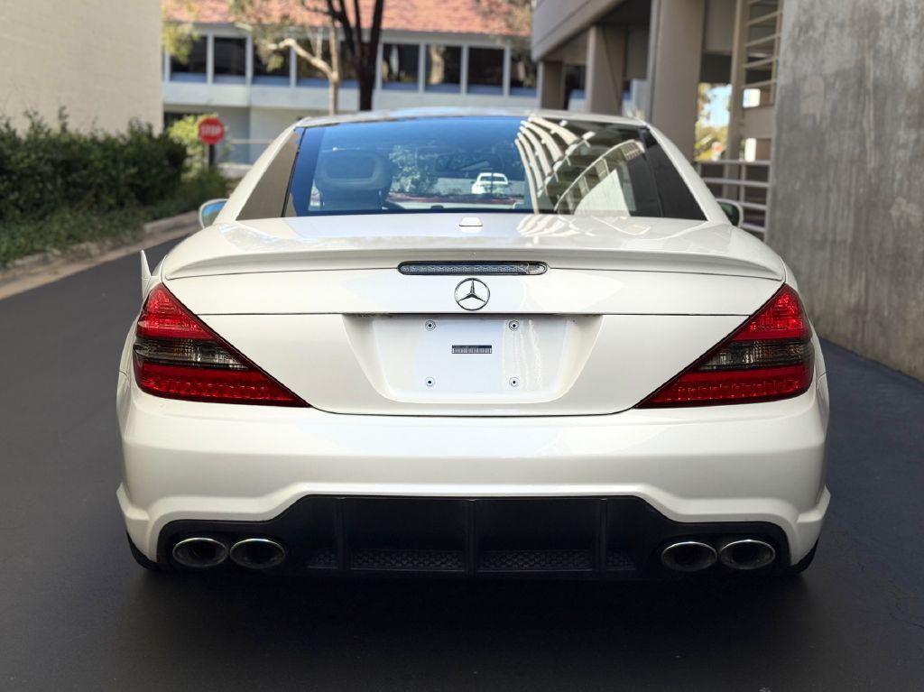 2011 Mercedes-Benz SL-Class Image 24