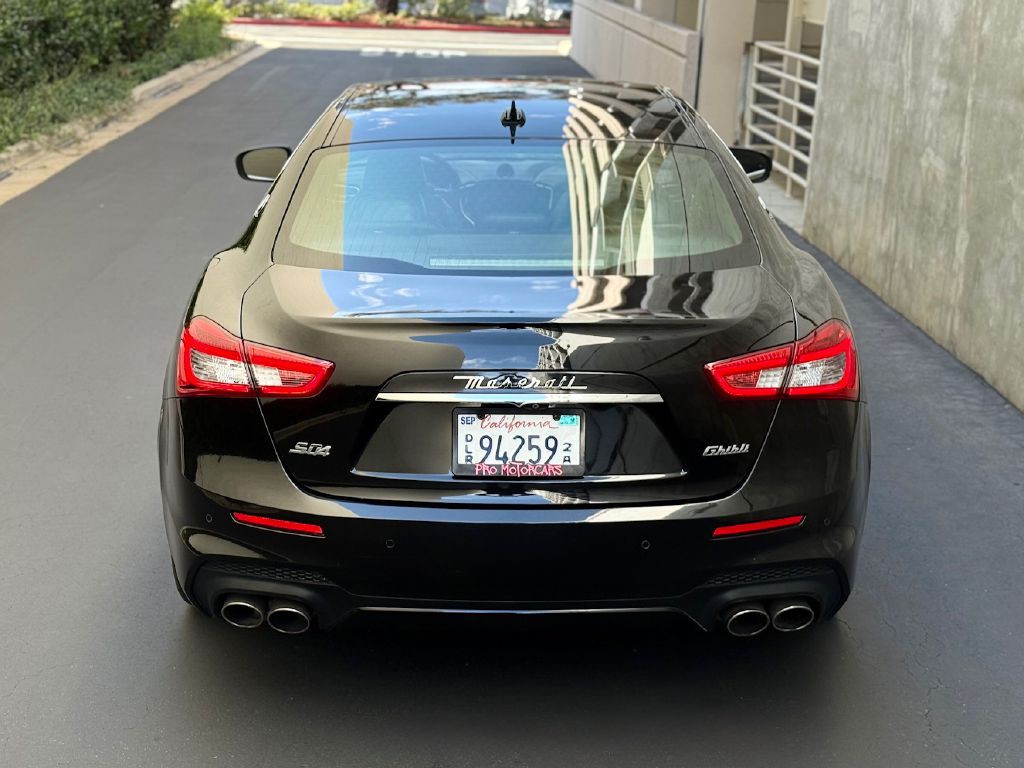 2018 Maserati Ghibli Image 12