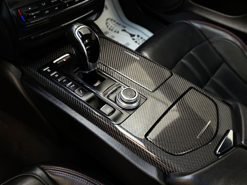 2018 Maserati Ghibli Image 17