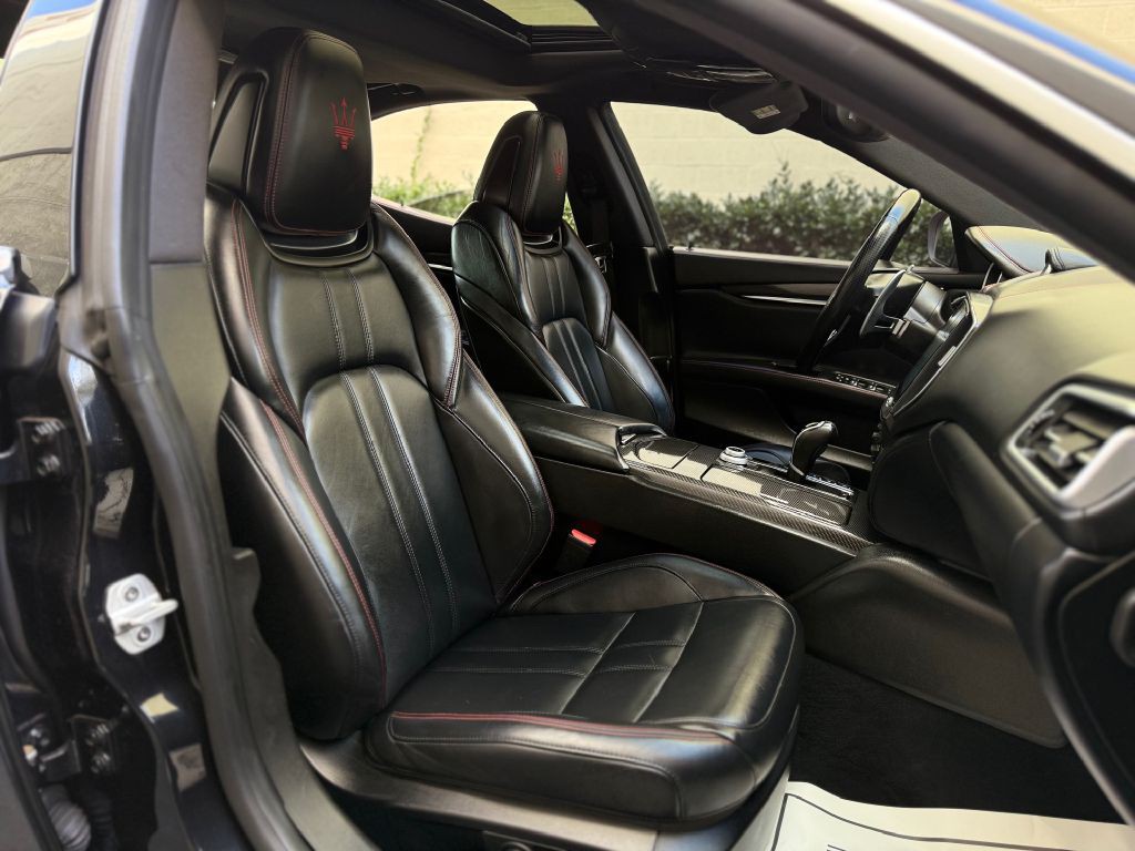 2018 Maserati Ghibli Image 27