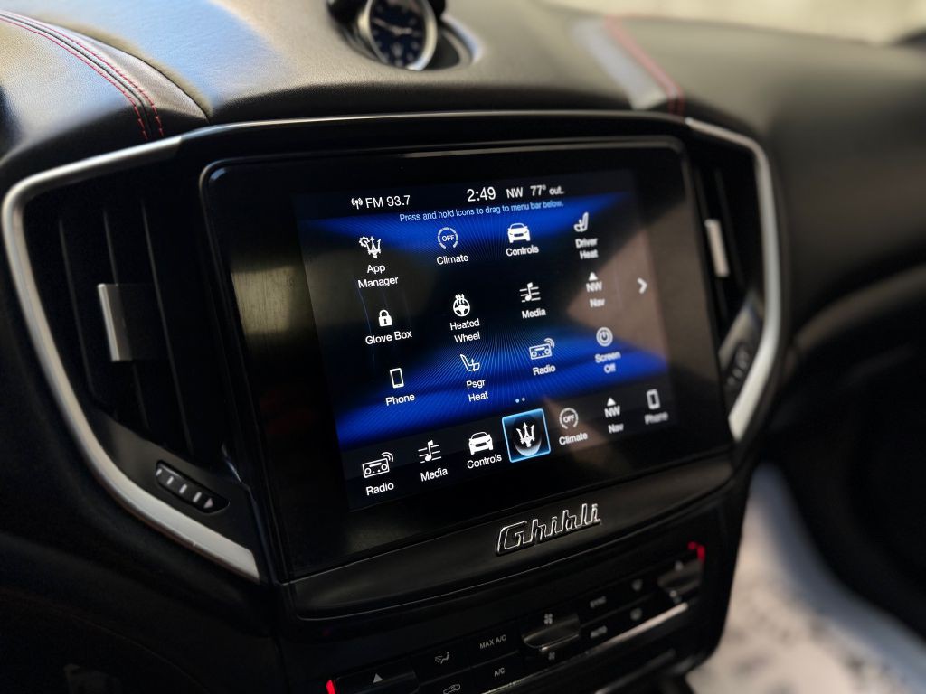 2018 Maserati Ghibli Image 33