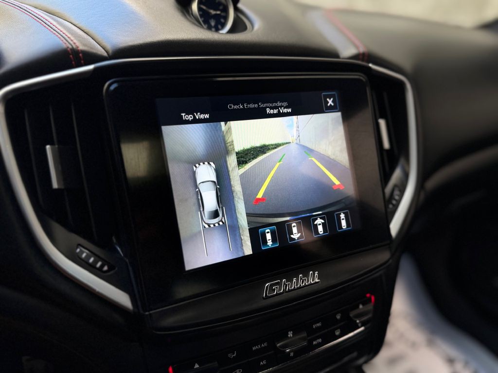 2018 Maserati Ghibli Image 34