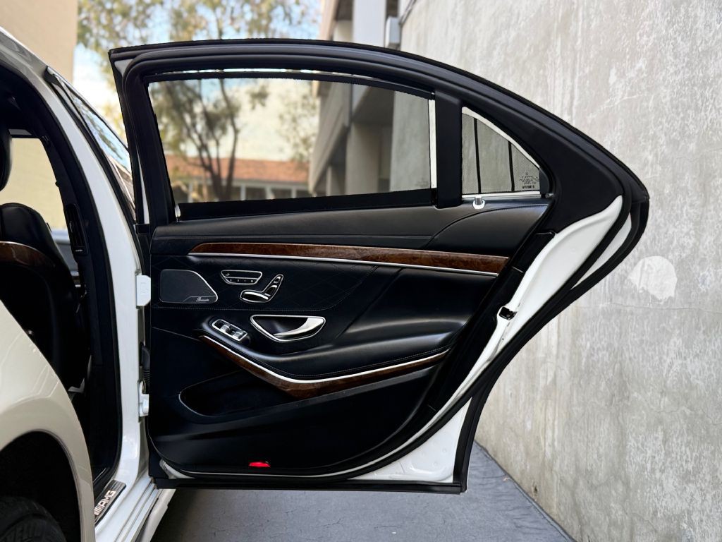 2015 Mercedes-Benz S-Class Image 27