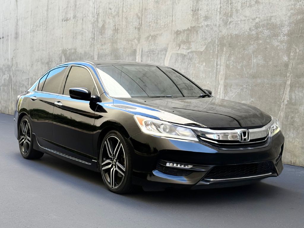 2017 Honda Accord Image 4
