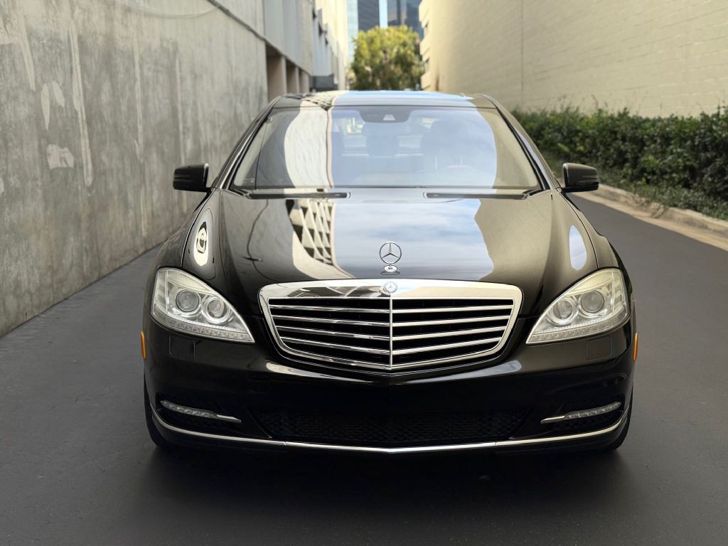 2012 Mercedes-Benz S-Class Image 4
