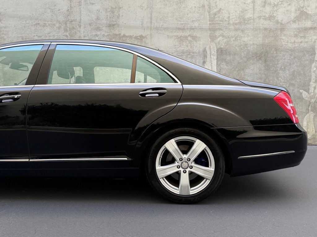 2012 Mercedes-Benz S-Class Image 9