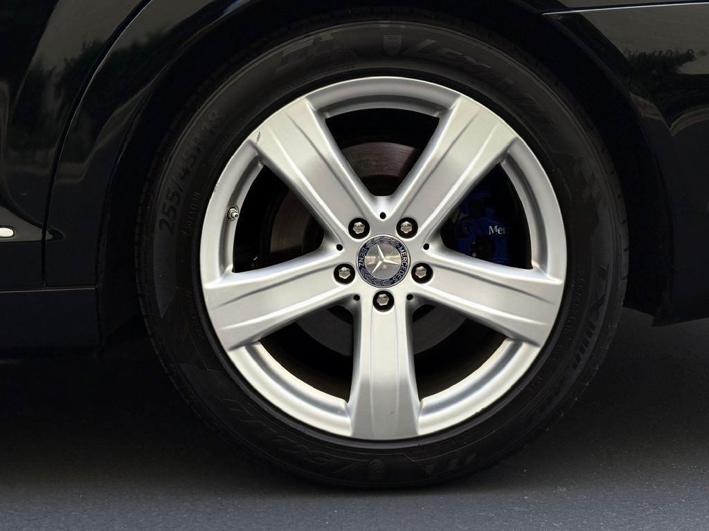 2012 Mercedes-Benz S-Class Image 16