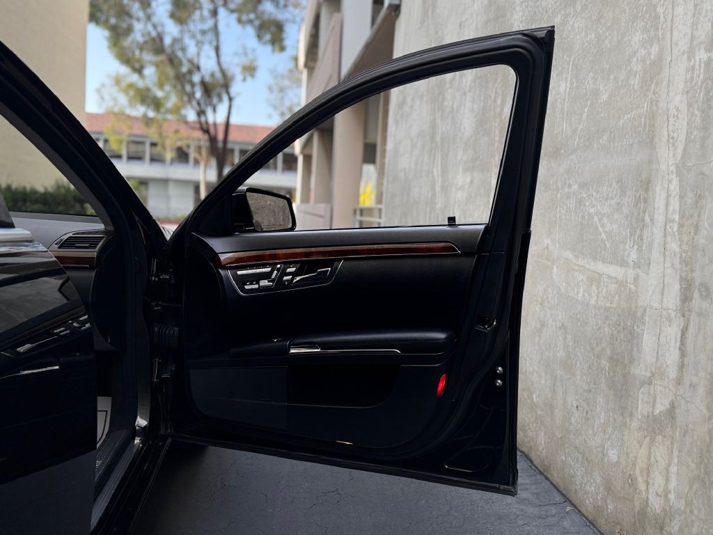 2012 Mercedes-Benz S-Class Image 34