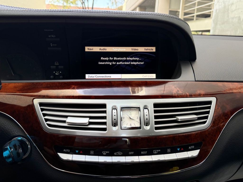 2012 Mercedes-Benz S-Class Image 38