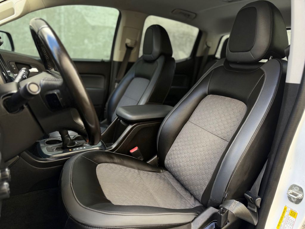 2016 Chevrolet Colorado Image 19