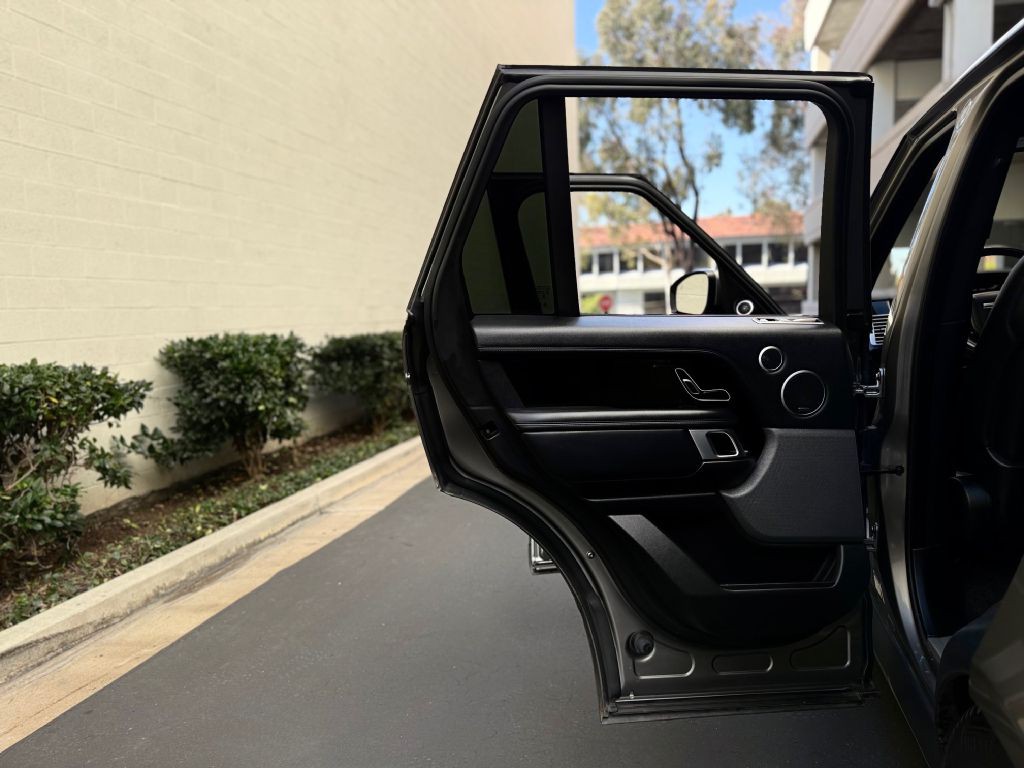 2020 Land Rover Range Rover Image 20