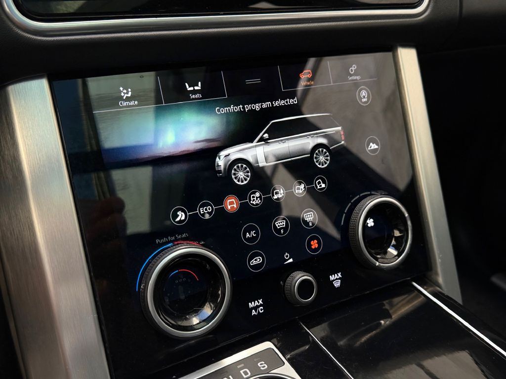 2020 Land Rover Range Rover Image 28
